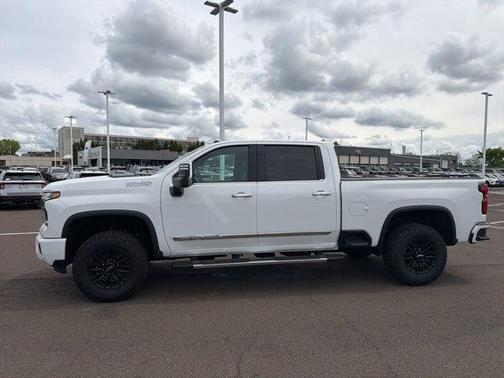 Summit White 2024 Chevrolet Silverado 3500 High Country