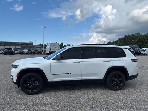 2021 Jeep Grand Cherokee L Laredo