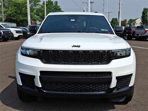 2021 Jeep Grand Cherokee L Laredo