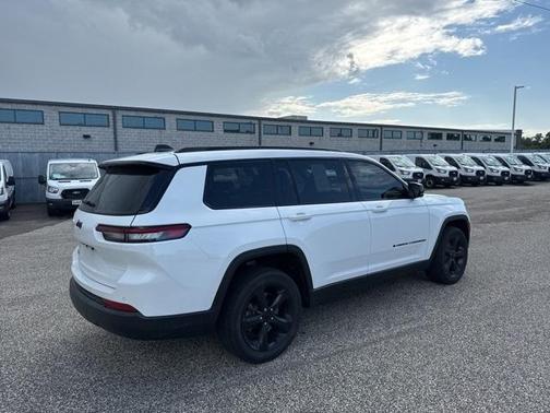 2021 Jeep Grand Cherokee L Laredo