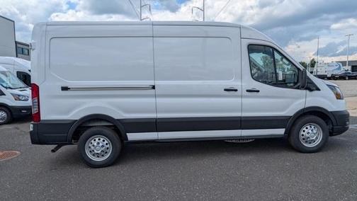 2025 Ford Transit-250 148 WB Medium Roof Cargo