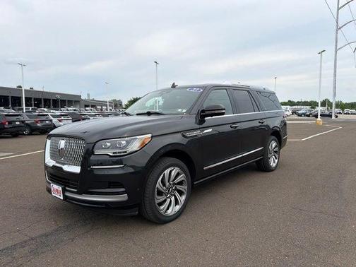 Starlight 2023 Lincoln Navigator L Reserve