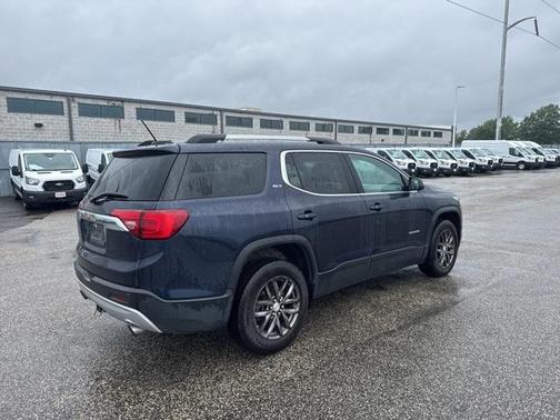 2017 GMC Acadia SLT-1