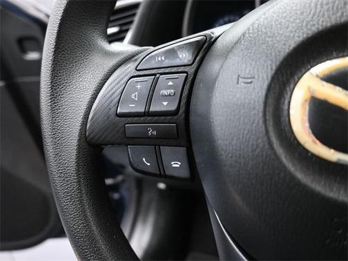 2016 Mazda Mazda3 i Sport