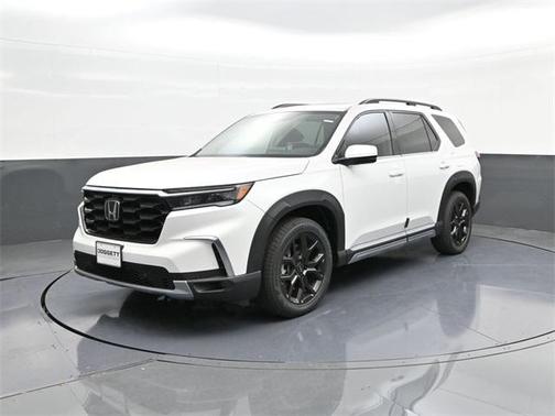 2025 Honda Pilot Touring 8-Passenger