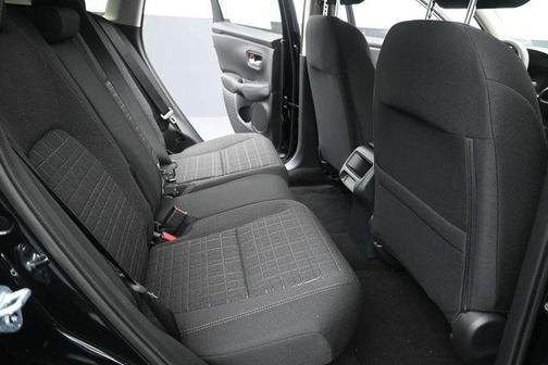Deep Ocean Pearl 2027 Honda HR-V LX
