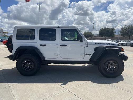 2022 Jeep Wrangler Unlimited High Tide 4x4