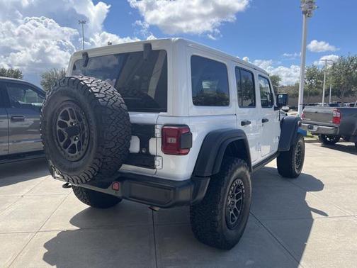 2022 Jeep Wrangler Unlimited High Tide 4x4