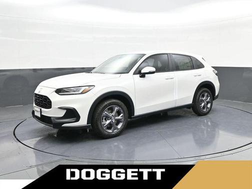 Platinum White Pearl 2026 Honda HR-V LX