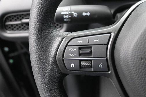 Deep Ocean Pearl 2027 Honda HR-V LX