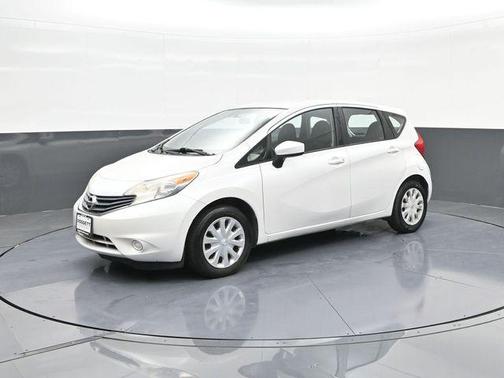 White 2015 Nissan Versa Note SV
