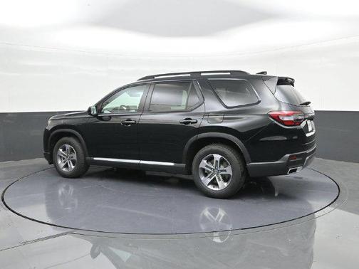Crystal Black Pearl 2026 Honda Pilot EX-L