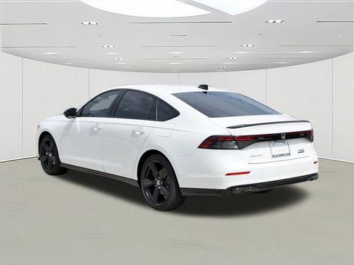 Platinum 2025 Honda Accord Hybrid Sport-L