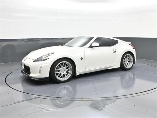 2018 Nissan 370Z Touring