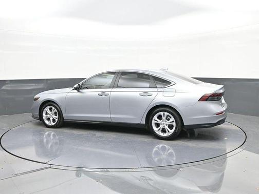 2025 Honda Accord LX 1.5T