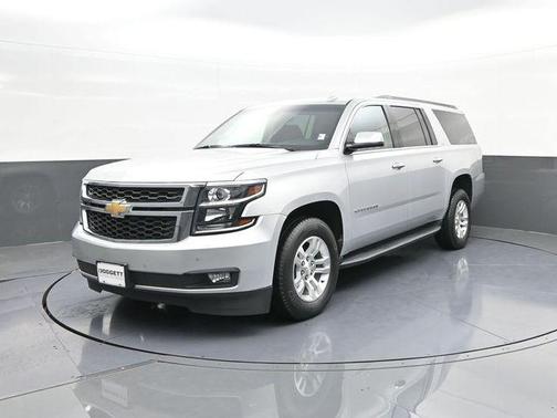Silver Ice Metallic 2019 Chevrolet Suburban LT