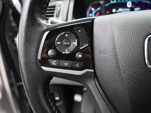 Lunar Silver Metallic 2021 Honda Pilot 2WD EX-L