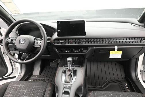Platinum White Pearl 2026 Honda HR-V AWD Sport