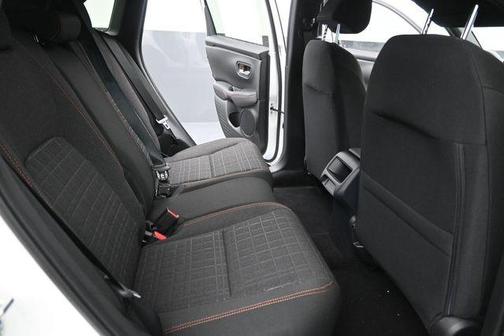 Platinum White Pearl 2027 Honda HR-V Sport