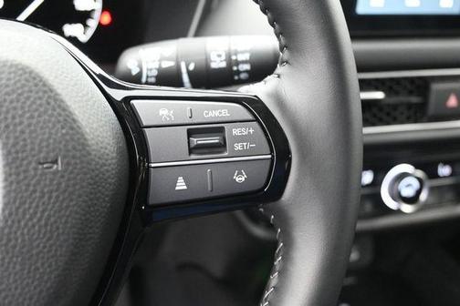 Platinum White Pearl 2027 Honda HR-V EX-L