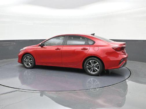 Currant Red 2023 Kia Forte LXS