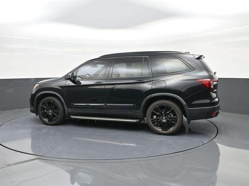 Crystal Black Pearl 2020 Honda Pilot AWD Black Edition