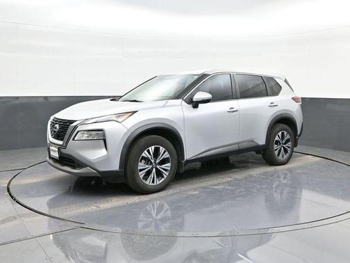 Brilliant Silver Metallic 2022 Nissan Rogue SV