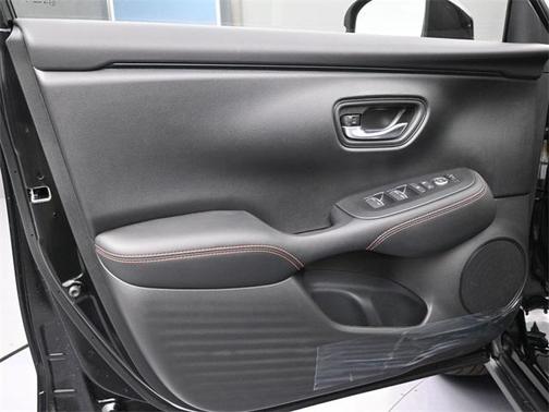 2026 Honda HR-V 2WD Sport