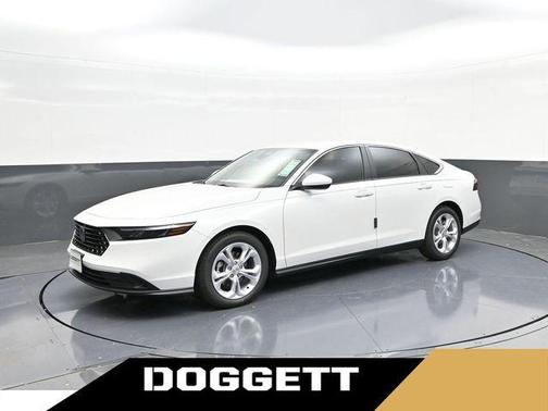 Platinum White Pearl 2025 Honda Accord LX 1.5T