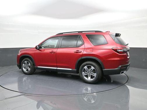 Radiant Red Metallic II 2026 Honda Pilot EX-L