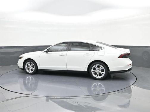 Platinum White Pearl 2024 Honda Accord LX 1.5T