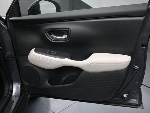 Modern Steel Metallic 2026 Honda HR-V LX