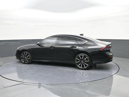 Crystal Black Pearl 2024 Honda Accord Hybrid Touring