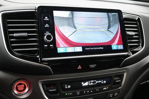 Radiant Red Metallic II 2026 Honda Ridgeline RTL