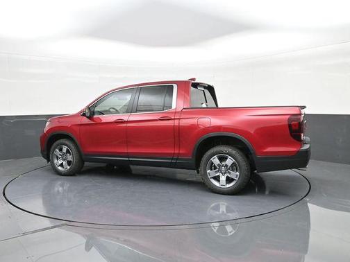 Radiant Red Metallic II 2026 Honda Ridgeline RTL