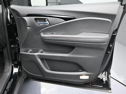 2025 Honda Ridgeline Black