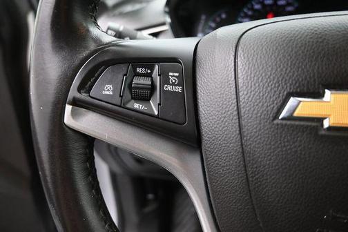 Silver Ice Metallic 2017 Chevrolet Trax LT