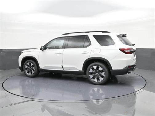 2026 Honda Pilot Touring 8-Passenger