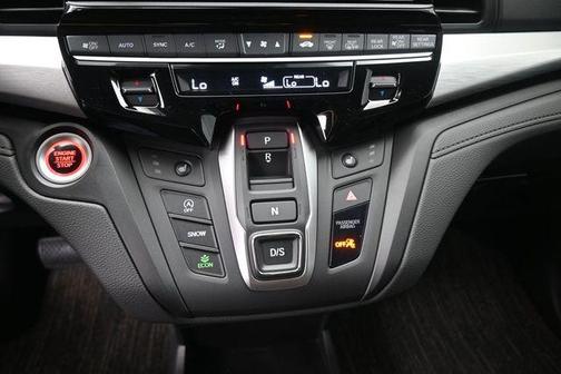 Platinum White Pearl 2026 Honda Odyssey EX-L