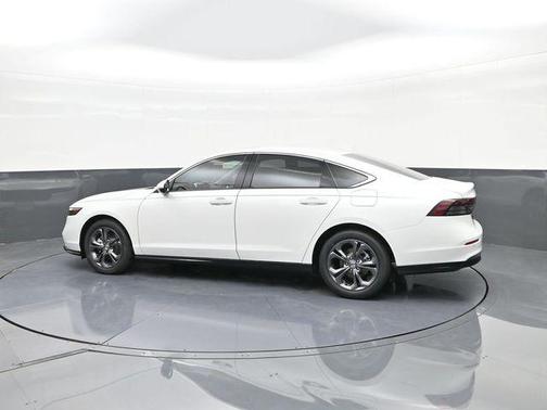 Platinum White Pearl 2026 Honda Accord Hybrid EX-L