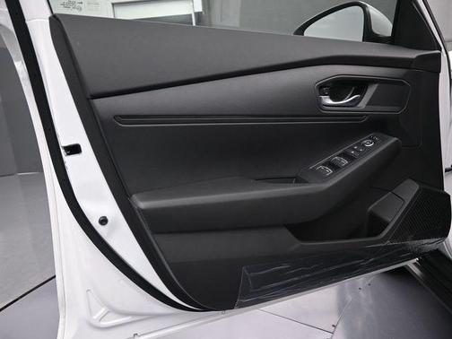 Platinum White Pearl 2025 Honda Accord LX 1.5T