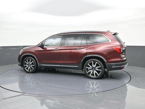 Brown 2022 Honda Pilot Touring 8-Passenger