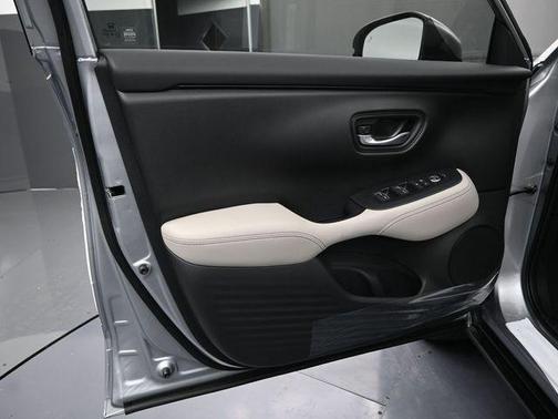 Solar Silver Metallic 2026 Honda HR-V EX-L