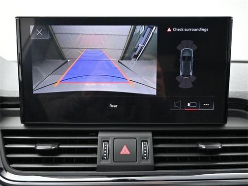 2024 Audi Q5 40 Premium