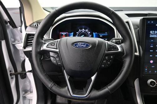 Oxford White 2021 Ford Edge SEL