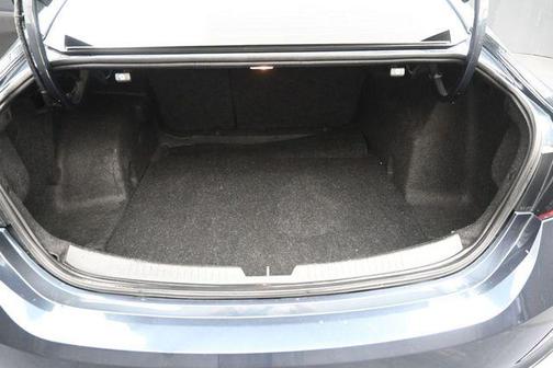 Shadow Gray Metallic 2021 Chevrolet Malibu FWD LT