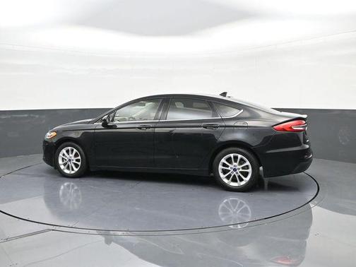 AGATE BLACK 2020 Ford Fusion SE