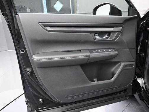 Nh-731p/Crystal Bl 2026 Honda CR-V LX 2WD