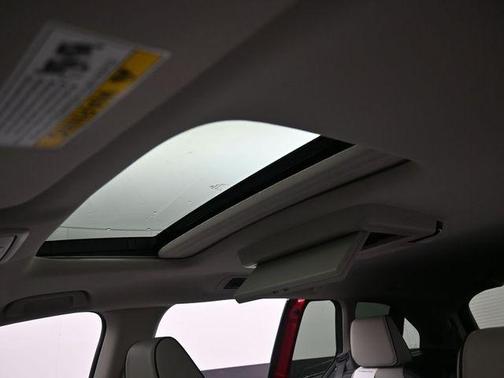 Radiant Red Metallic II 2026 Honda Odyssey Elite