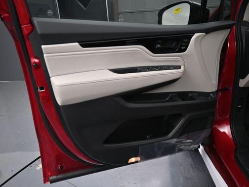 Radiant Red Metallic II 2026 Honda Odyssey Elite